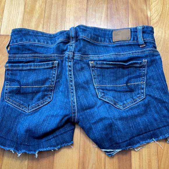 American Eagle midi Jean shorts - Picture 4 of 4